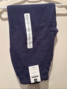 Men's Navy Fleece Jogger Sweatpants - Classic Comfort